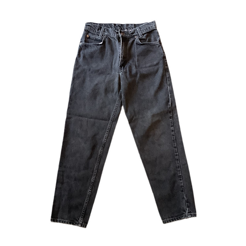 Levi’s Black 550s