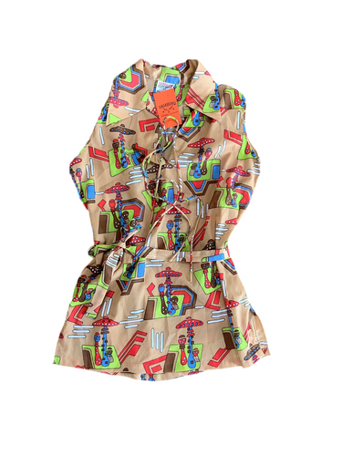 Sleeveless funky femme tie top