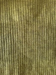 Ribbed Knit Sweater/ v-neck and collar detail