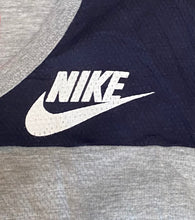 Load image into Gallery viewer, Nike Women&#39;s Top