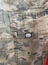 Load image into Gallery viewer, Ecko United Camo Shorts