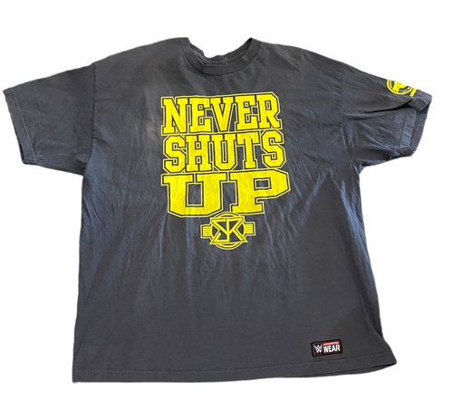 2014 WWE “Never Shuts Up” Seth Rollins Grey T-Shirt