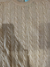 Load image into Gallery viewer, Pale yellow/cable-knit Crewneck sweater