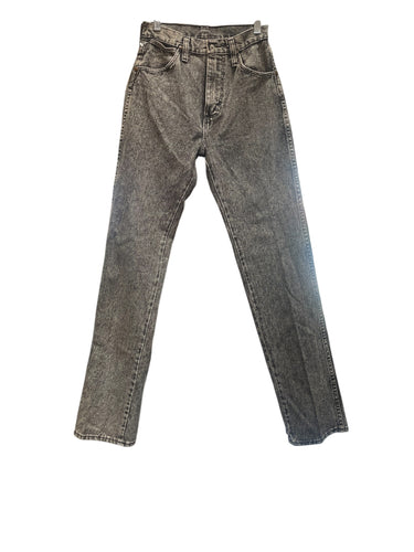 Cowboy Cut Tapered Leg Wranglers