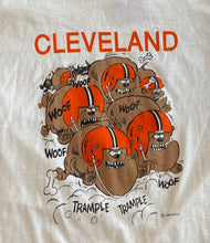 Load image into Gallery viewer, 1989 NFLP Cleveland Browns Barking Dogs White T-Shirt