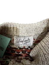Load image into Gallery viewer, Fair isle-patterned cardigan/feat a motif deer or reindeer