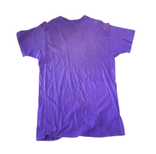 Load image into Gallery viewer, Vintage Hard Rock Cafe Maui, Hawaii Purple T-Shirt