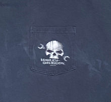 Load image into Gallery viewer, 2006 Harley Davidson Skull Chicago, IL Black T-Shirt