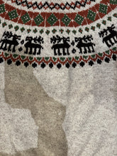 Load image into Gallery viewer, Fair isle-patterned cardigan/feat a motif deer or reindeer