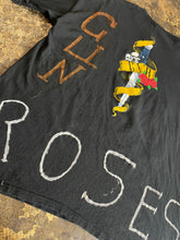 Load image into Gallery viewer, Vintage 1990 Licensed Guns N Roses Skull Tee