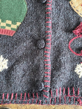 Load image into Gallery viewer, Croft &amp; Barrow Hand Knitted Winter Sweater