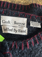 Load image into Gallery viewer, Croft &amp; Barrow Hand Knitted Winter Sweater