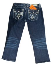 Load image into Gallery viewer, Rock Revival Low Rise Capris