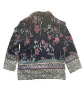 Load image into Gallery viewer, Vintage floral button up