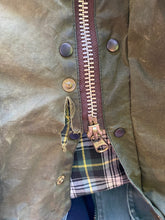 Load image into Gallery viewer, Dark green Barbour coat