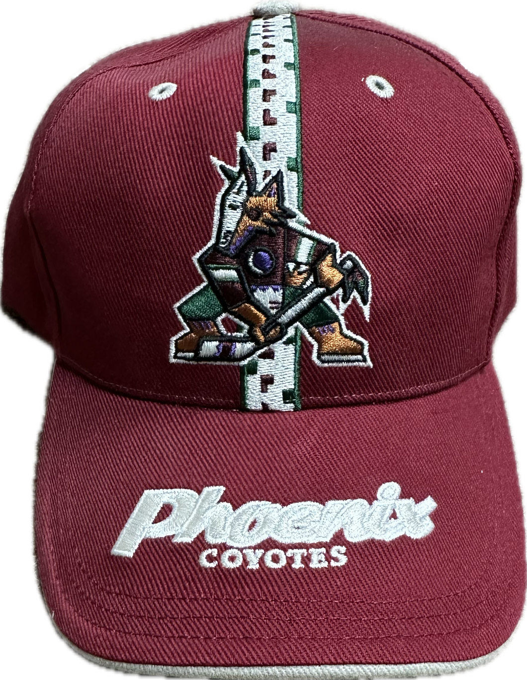 Deadstock phoenix coyotes hat