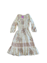 Load image into Gallery viewer, 1970s Women&#39;s Floral Prairie Dress