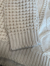 Load image into Gallery viewer, Vintage Falcarragh Pure Wool Knit Sweater