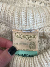 Load image into Gallery viewer, Vintage Falcarragh Pure Wool Knit Sweater