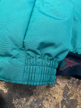 Load image into Gallery viewer, Vintage 1990s Comfy Ski Puffer Jacket