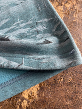 Load image into Gallery viewer, Vintage Habitat Wolfpack Sweatshirt