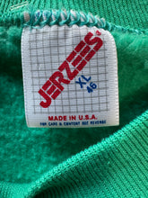 Load image into Gallery viewer, Green butterfly Crewneck